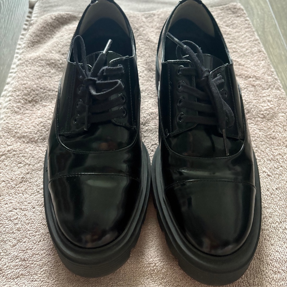 SW nolita loafers 6.5B